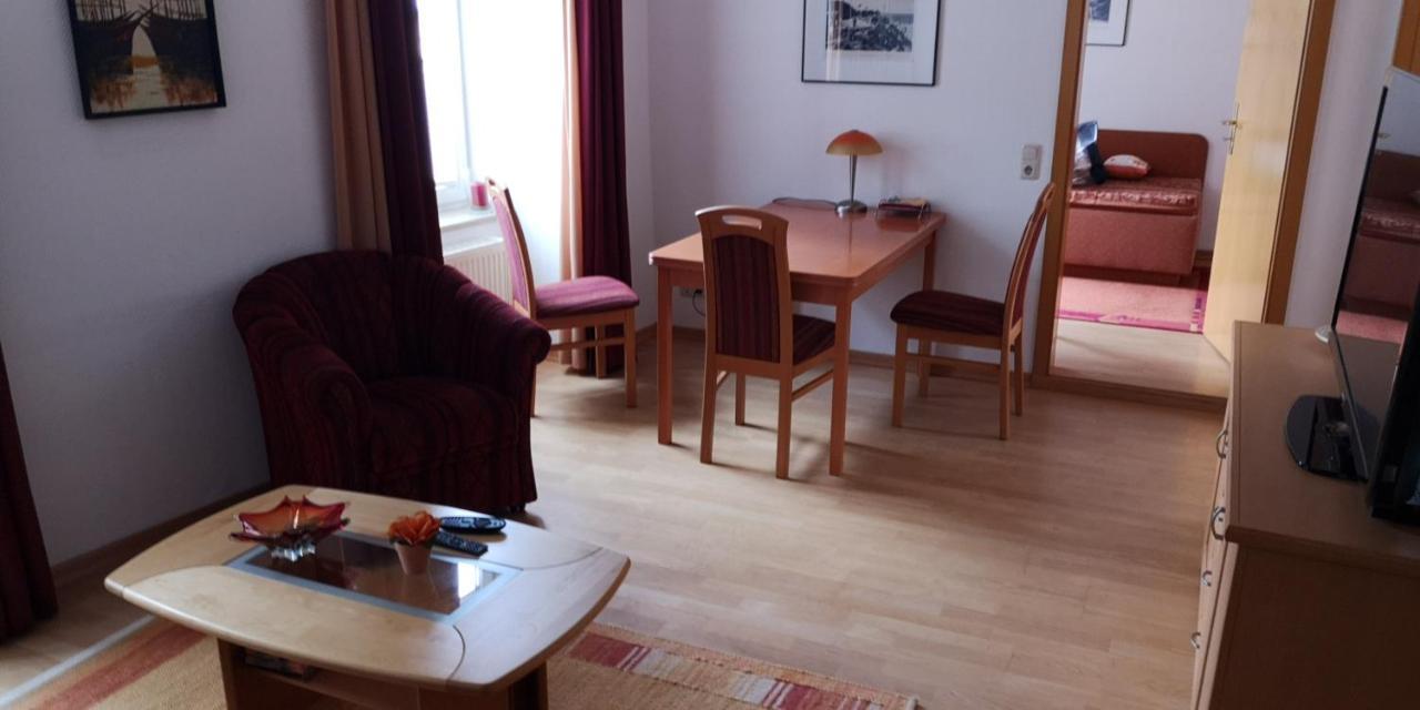 Zentrale Und Strandnahe Ferienwohnung In Kuehlungsborn Ost Exteriör bild